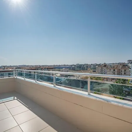 Crystal River Residence Apartman *